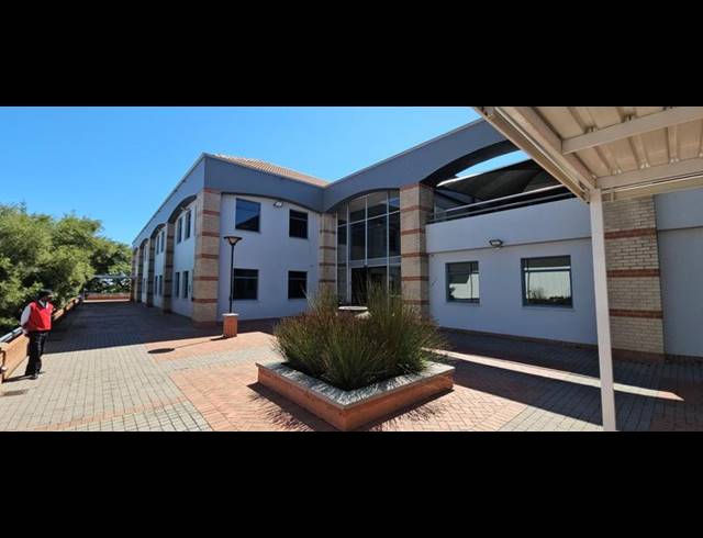 INDUSTRIAL PROPERTY TO RENT IN HALFWAY HOUSE